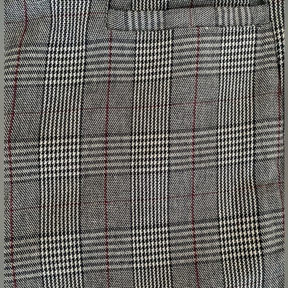 BANANA REPUBLIC Womens Size 2 Plaid Pants Jackson Fit Black Grey Red Trousers - Picture 12 of 12